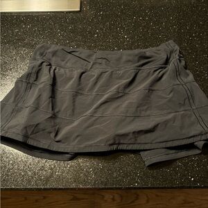 Luluemon tennis skirt